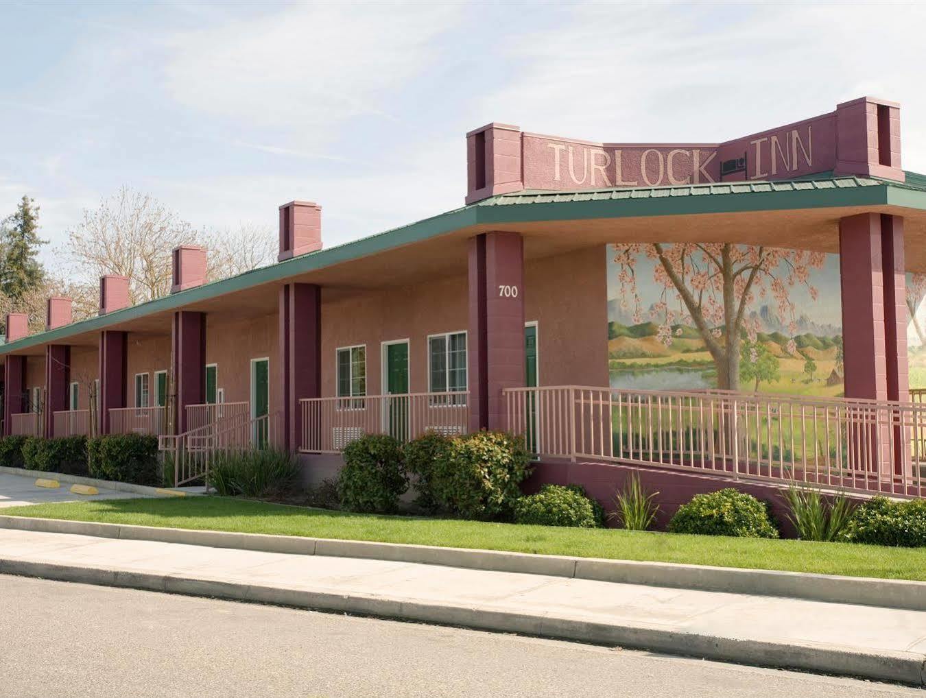 Turlock Inn Buitenkant foto